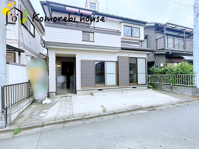 鴻巣市宮地2丁目　中古一戸建ての駐車場|26.7.13　撮影済み