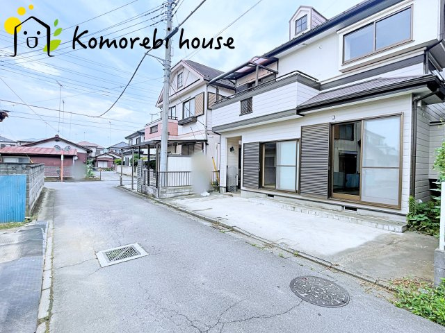 鴻巣市宮地2丁目　中古一戸建ての前面道路含む現地写真|26.7.13　撮影済み