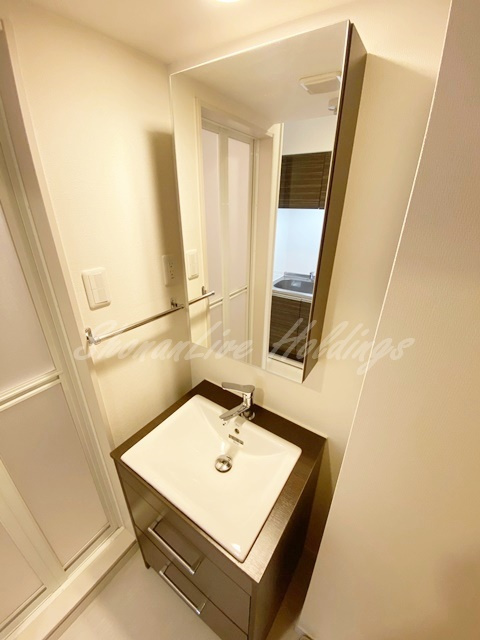 藤沢市亀井野１丁目の賃貸マンションの洗面所