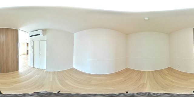 テラスニシキの内装