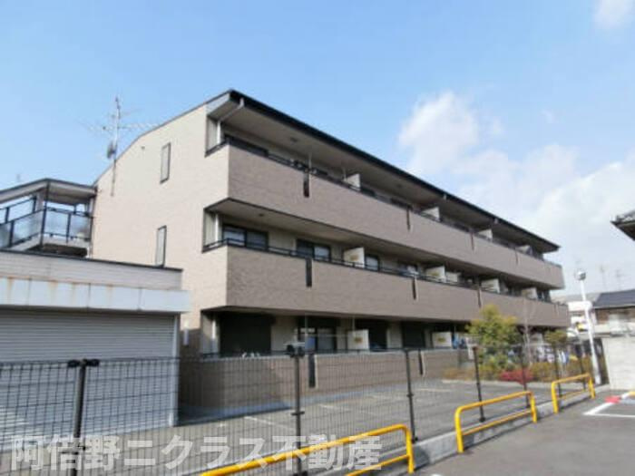 モナーク・コート