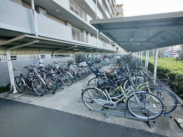 【駐輪場】の画像