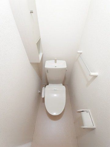 ゼファー桜木のトイレ|落ち着いたトイレです