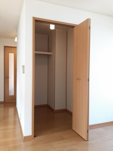 パストラル御幸の収納|大きなものも収納できそうです