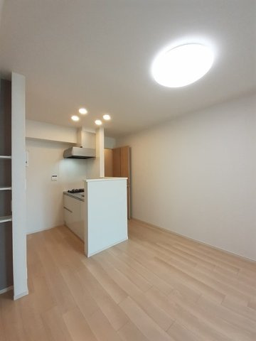 レイクサイド　エスポワールの内装|明るい色調の室内です