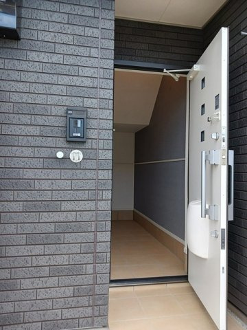 アバンツァートⅠの玄関|落ち着いた玄関です