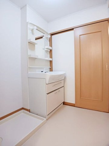 ＴＤ下南部Ⅰの洗面所|忙しい朝には欠かせない洗面所です
