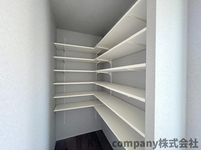茅ヶ崎市赤羽根　新築戸建の収納|大型パントリー付き◇◇