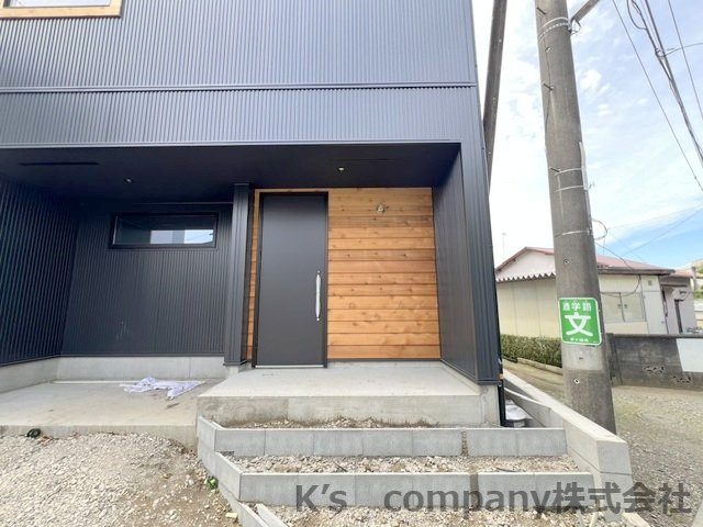 茅ヶ崎市赤羽根　新築戸建の玄関|玄関スペース☆