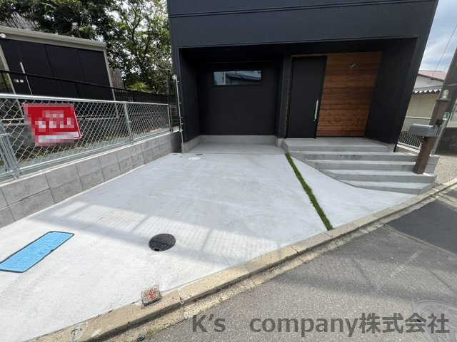 茅ヶ崎市赤羽根　新築戸建の玄関|玄関スペース☆