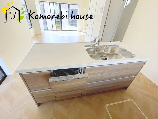 さいたま市見沼区島町　中古一戸建てのキッチン|キッチンでお料理をお楽しみください
