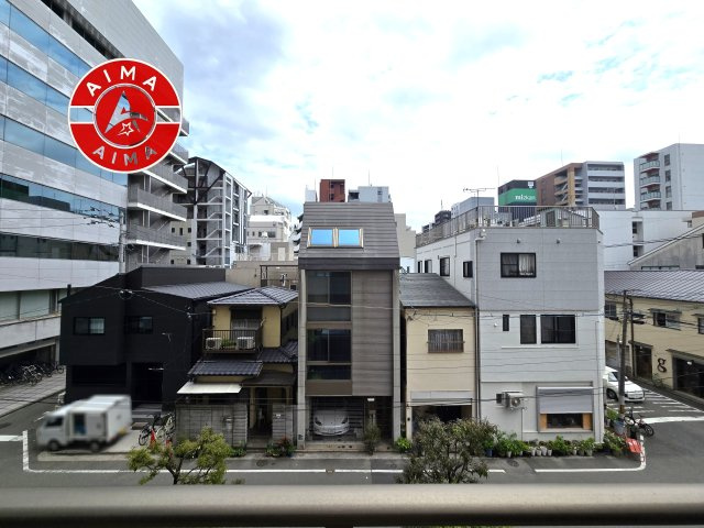 コスモ博多古門戸の内観：施工例|採光良好な洋室は一年中快適に過ごせます。