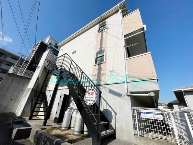 横浜市戸塚区矢部町のアパートのエントランス|共有部分のエントランス