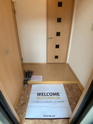 ヴィラ赤坪の玄関