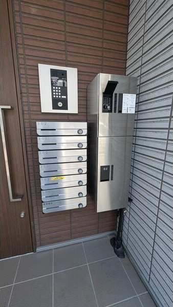 ウエストクロスのエントランス