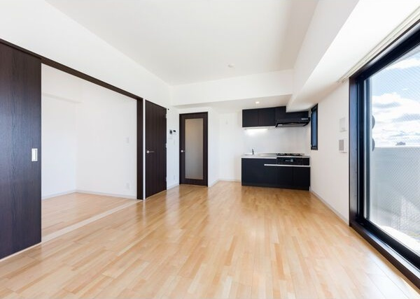 BMG RESIDENCEの居間・リビング