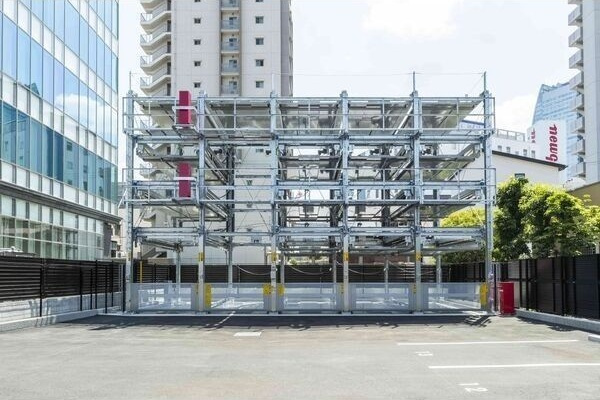 S-RESIDENCE名駅Westの駐車場