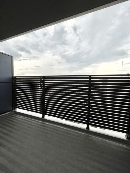 S-RESIDENCE金山Westのバルコニー