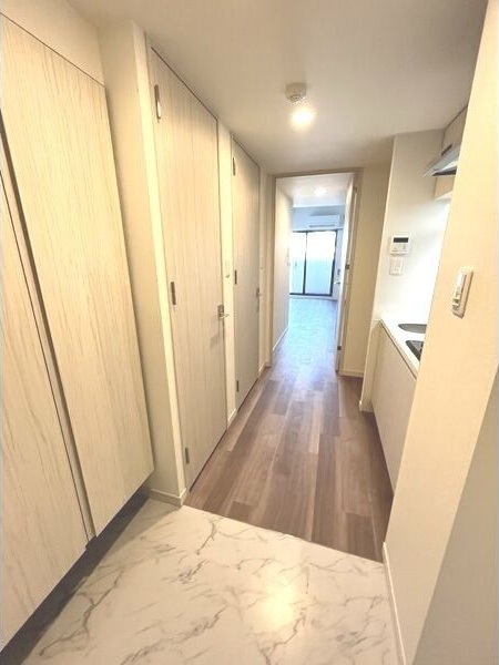 S-RESIDENCE志賀本通Northの玄関