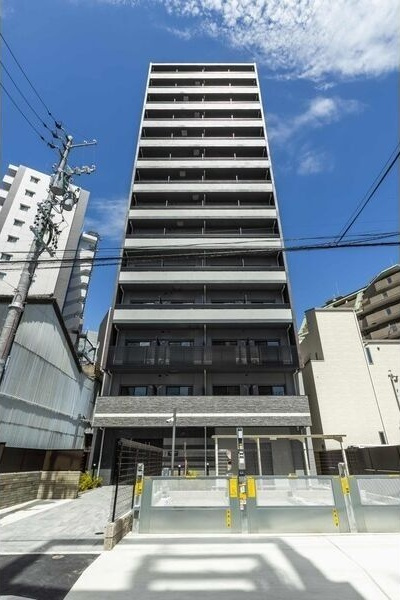 S-RESIDENCE鶴舞駅前の外観