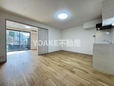 【居間・リビング】 | フォレスト相武台 | 画像は別部屋のものです。相違がある場合、現況優先。