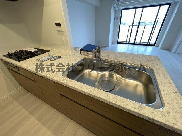 三鷹市下連雀４丁目の賃貸マンションのキッチン