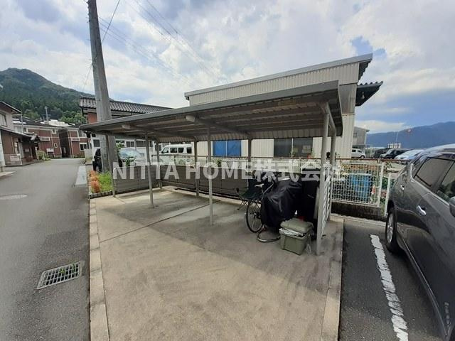 グラン　ミラージュのその他共用部分|屋根付きの駐輪場は無料です♪