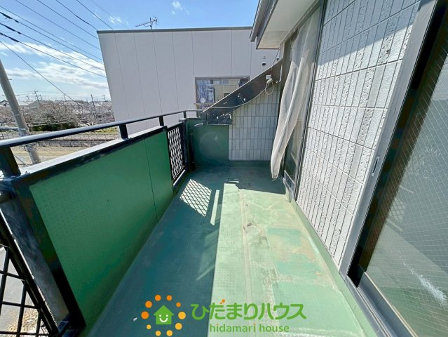 久喜市西大輪4丁目　中古一戸建てのバルコニー