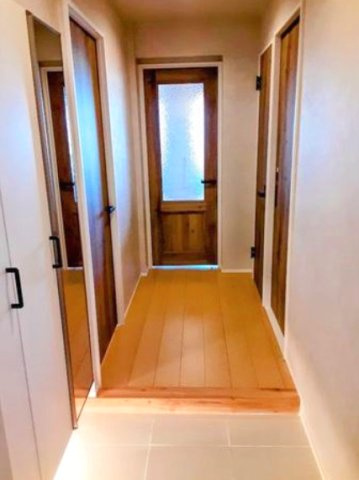 プリマドムス立花　５階　角部屋　リノベション済の玄関