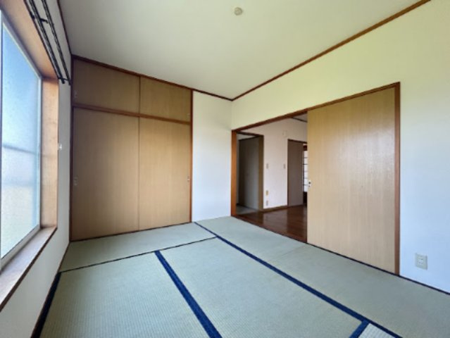 サンハイム Bの和室
