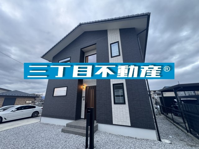 －三丁目不動産-秩父市大野原　築浅戸建の外観|外観も気になるポイント