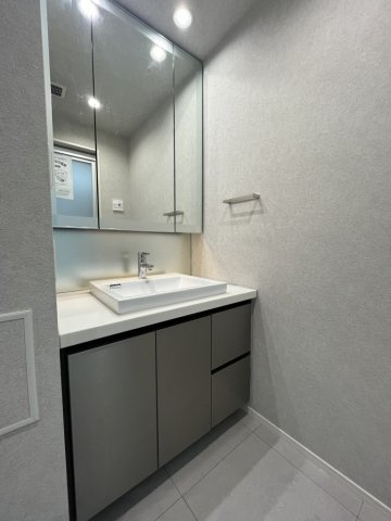 パークコート神宮前の独立洗面台|独立洗面化粧台付き