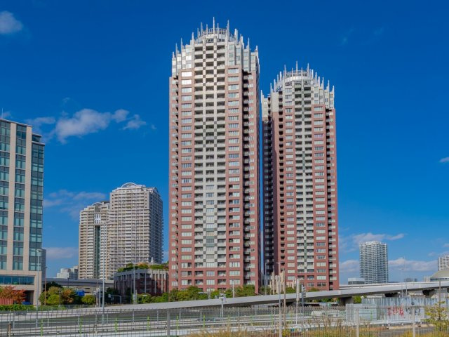 THE TOWERS DAIBA EAST