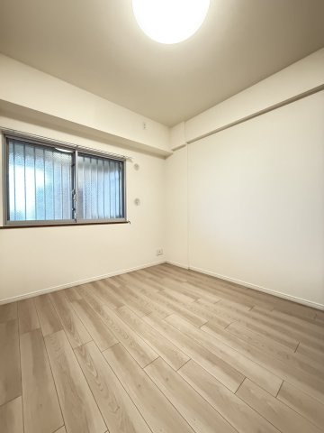 グランシティレイディアントアクアヴィータの洋室|洋室です