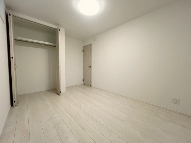杉並区下井草三丁目戸建の洋室|スタンダードな洋室です
