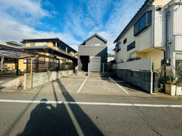 東大和市中央四丁目戸建の外観|落ち着いた雰囲気の外観です