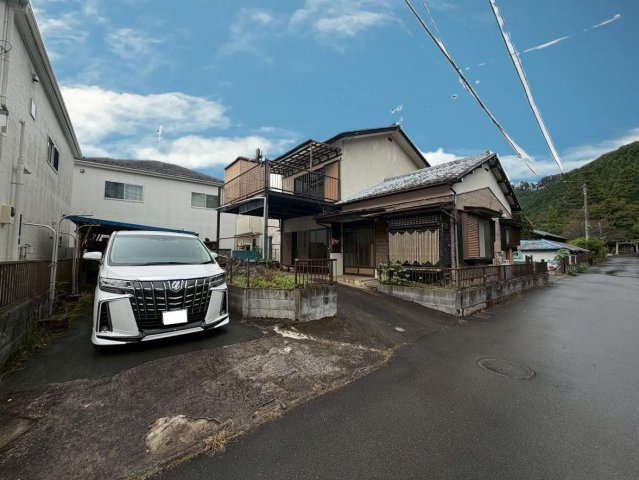 東京都八王子市下恩方町 中古戸建