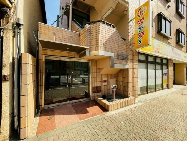 【エントランス】