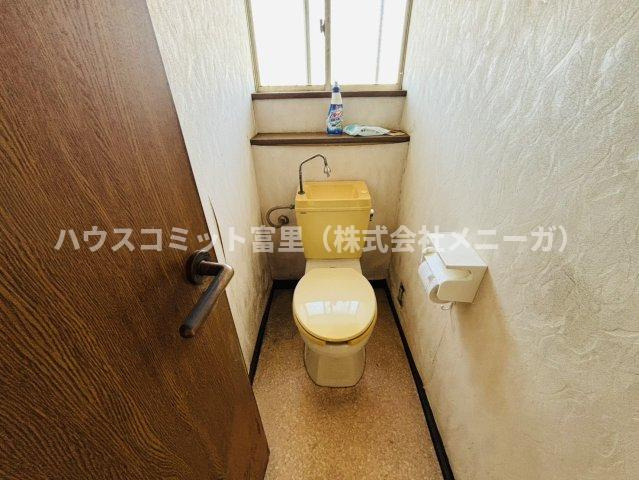 八街市大木　中古戸建のトイレ