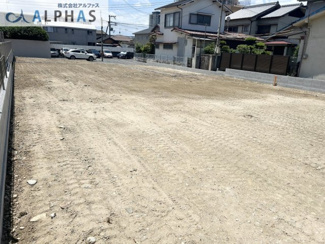 【外観】 | 明石市上ノ丸一丁目　建築条件無し土地 | ☆建築条件なし☆　お好きなハウスメーカーで建築できます♪
前面道路南向きの為、陽当たり良好♪