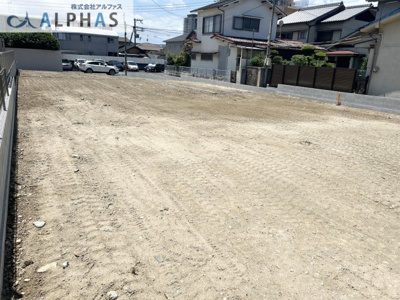 【外観】 | 明石市上ノ丸一丁目　建築条件無し土地 | ☆建築条件なし☆　お好きなハウスメーカーで建築できます♪
前面道路南向きの為、陽当たり良好♪
