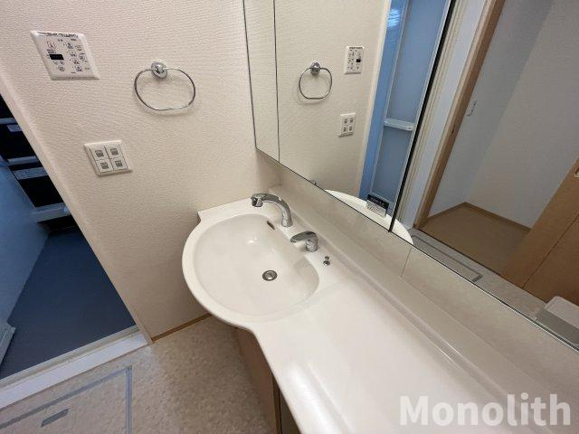 エイトの独立洗面台