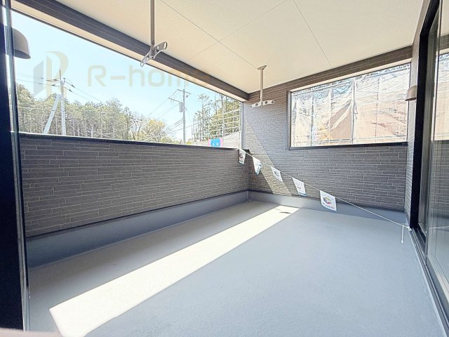 水戸市河和田町第3　新築戸建て　19号棟のバルコニー|急な雨でも安心のインナーバルコニー♪忙しいご夫婦も大満足♪