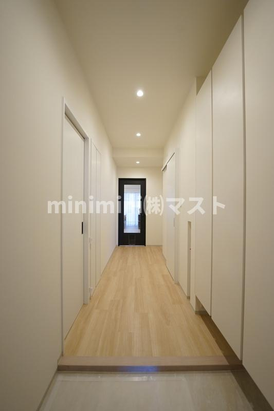 グレースコートシーダーバレーの玄関