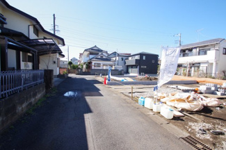 【前面道路含む現地写真】