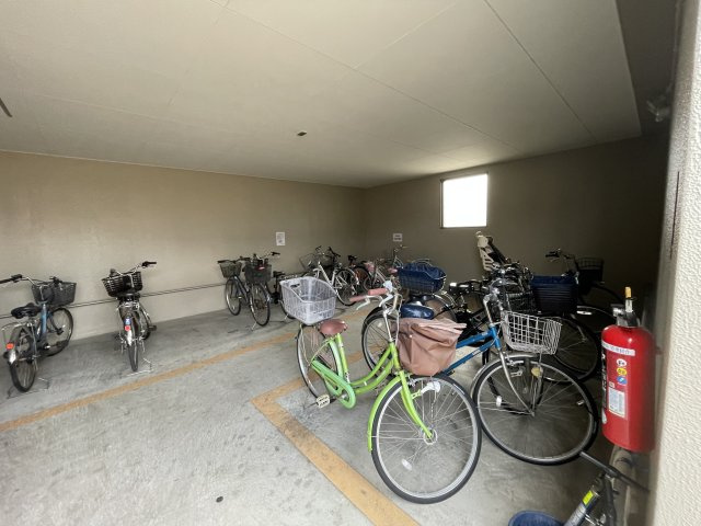 ファミール五日市中央のその他|駐輪スペースは屋外にもあります！