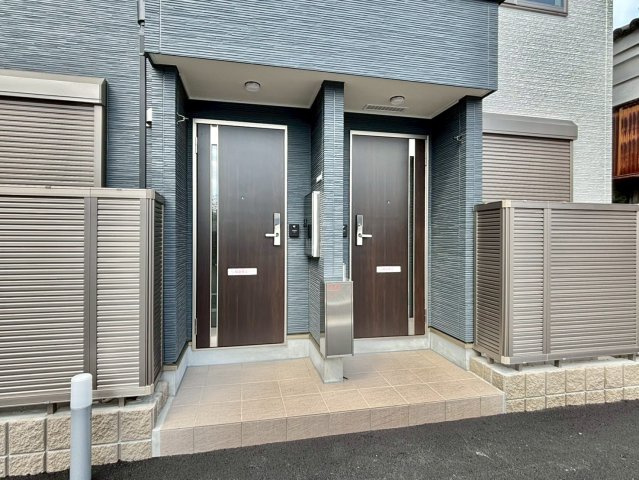 イストワール　ブルーのエントランス