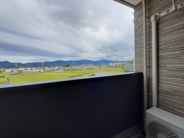 レジオンス阪杉のバルコニー