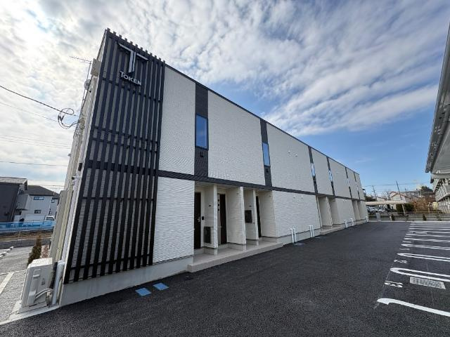 レヴメゾン神山四番館