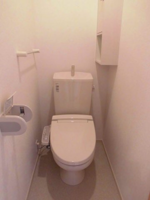 【トイレ】 | グランツ　絆　Ａ | 【グランツ　絆　Ａ】落ち着いた色調のトイレです